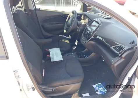 2021 Chevrolet Spark Fwd 1Lt Automatic z USA, uszkodzony, nr VIN KL8CD6SA7MC748168